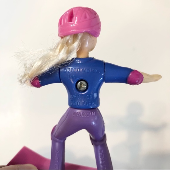 2000 Mattel skateboarding Stacie figure from McDonald’s - Picture 5 of 7
